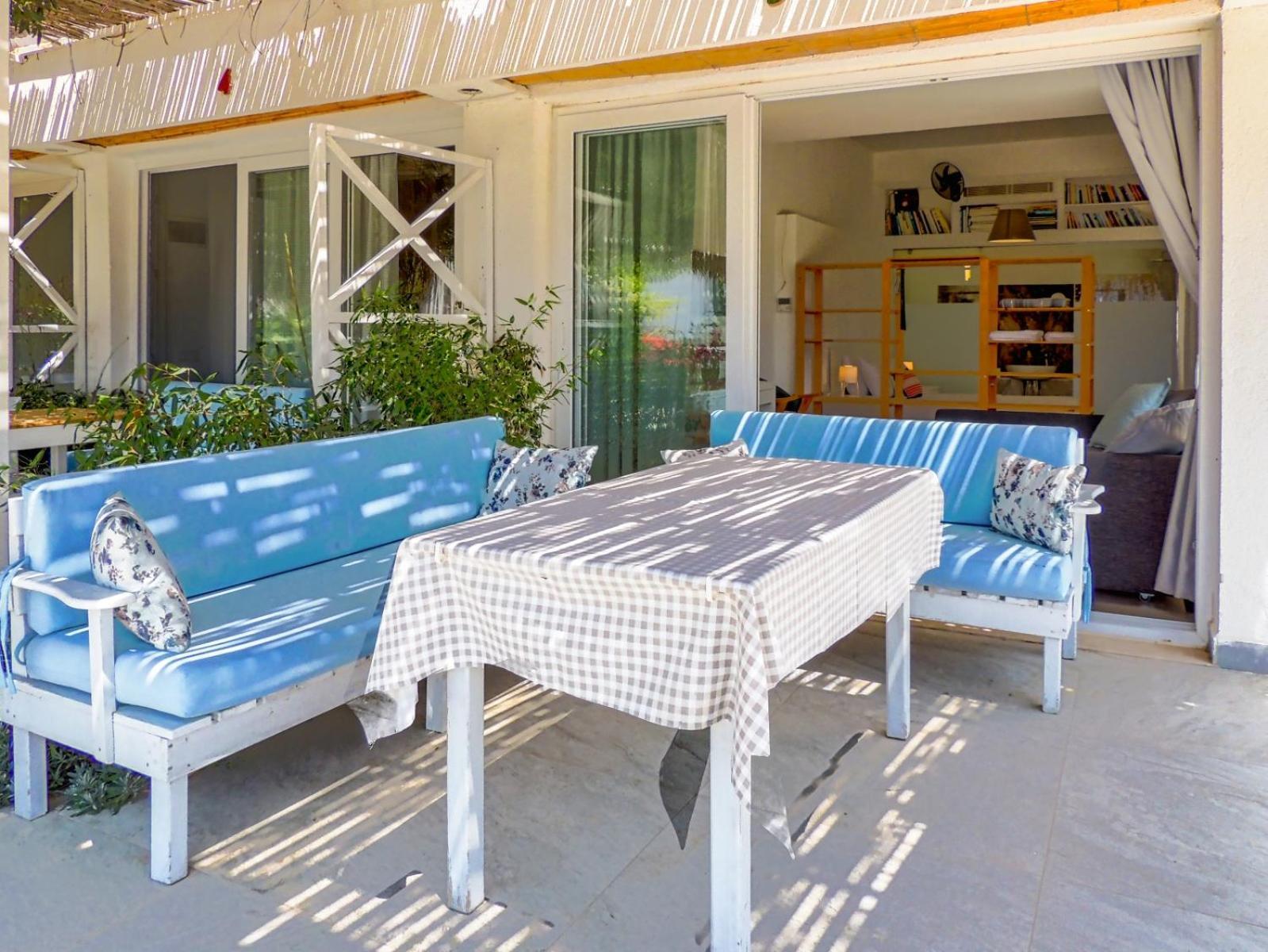 גומושלוק Oza Boutique Hotel מראה חיצוני תמונה