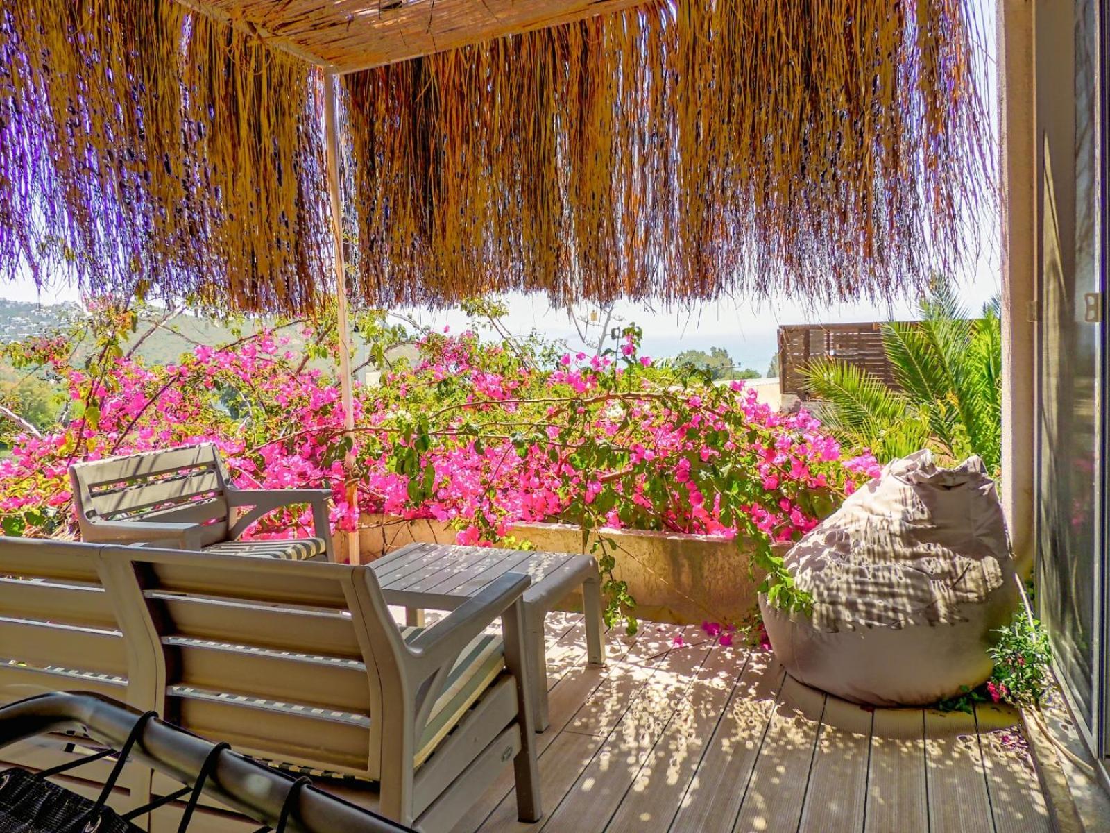 גומושלוק Oza Boutique Hotel מראה חיצוני תמונה